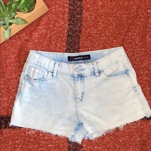 Jordache youth light wash denim shorts